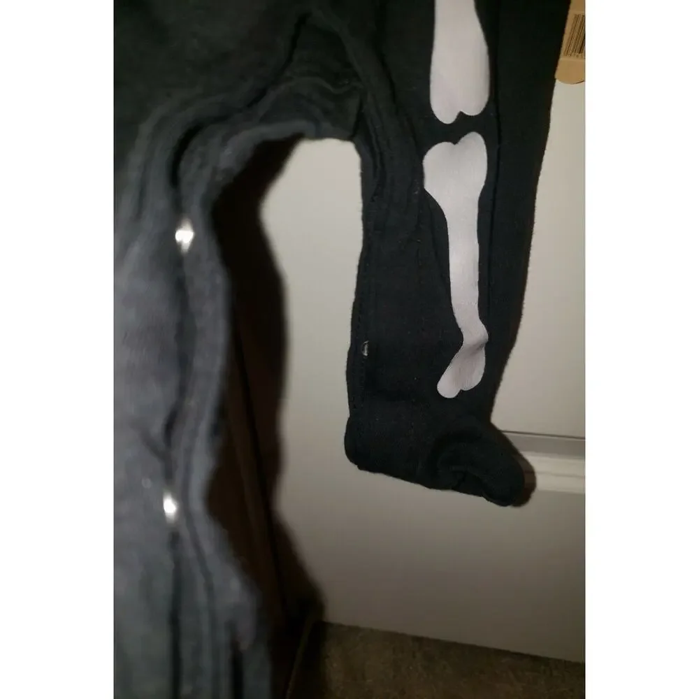 Chick Pea 0-3 Months Skeleton Glow in the dark Halloween outfit Black & White